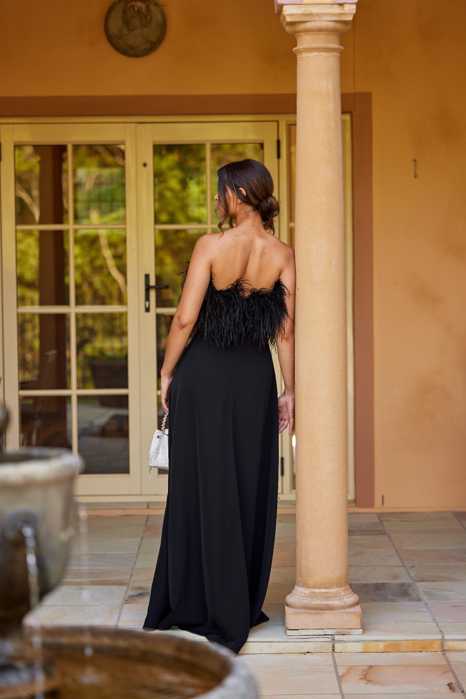 Linc Gown Black