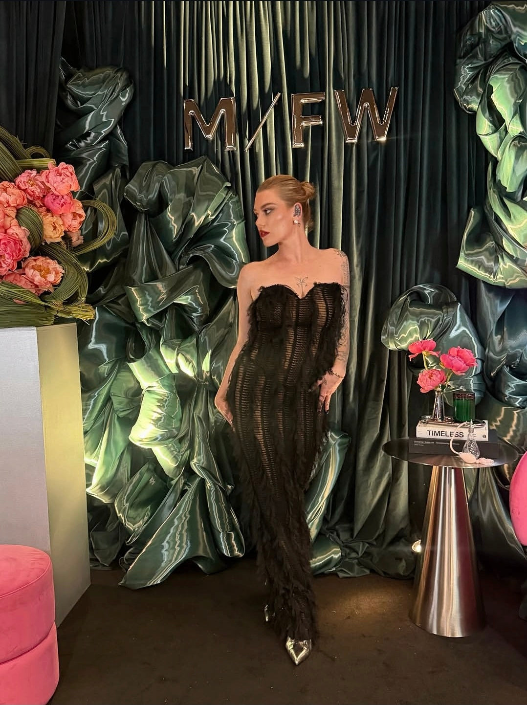 Jasmine Gown Black